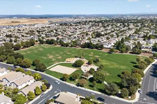 1728 Sevilla Dr, Roseville, CA 95747 - Photo 38