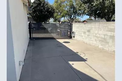 1906 W Saratoga Drive, Modesto, CA 95350 - Photo 18