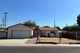 1906 W Saratoga Dr, Modesto, CA 95350 - Photo 1