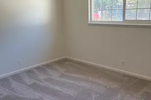 1906 W Saratoga Dr, Modesto, CA 95350 - Photo 10