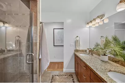 1804 Castro Way, Sacramento, CA 95818 - Photo 32