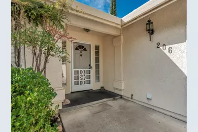 206 Shadowrun, Redding, CA 96003 - Photo 2