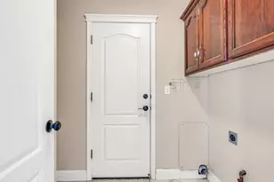 206 Shadowrun, Redding, CA 96003 - Photo 30