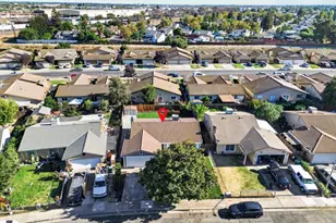 8762 Lansdowne Dr, Stockton, CA 95210 - Photo 44