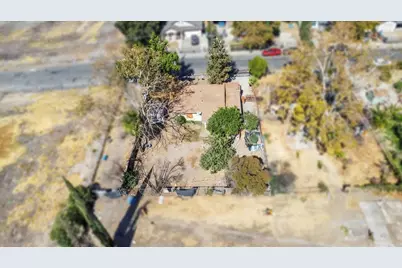 260 Lampasas Avenue, Sacramento, CA 95815 - Photo 22