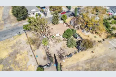260 Lampasas Avenue, Sacramento, CA 95815 - Photo 34