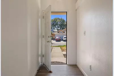 1881 Thomas Dehaven Lane, Tracy, CA 95376 - Photo 6