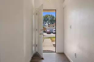 1881 Thomas Dehaven Ln, Tracy, CA 95376 - Photo 6