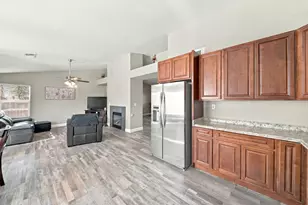 1357 Chamberlain Ave, Los Banos, CA 93635 - Photo 14