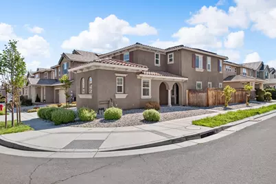 228 E Terra Mia Avenue, Mountain House, CA 95391 - Photo 2