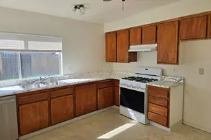 7908 Camrose Way, Sacramento, CA 95828 - Photo 28