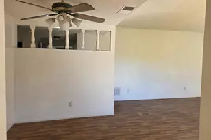 7908 Camrose Way, Sacramento, CA 95828 - Photo 18