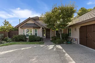8714 Pathfinder Ct, Orangevale, CA 95662 - Photo 2