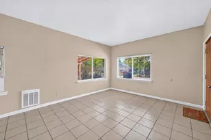 2940 36th Ave, Sacramento, CA 95824 - Photo 14
