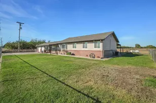 21913 S Airport Way, Manteca, CA 95337 - Photo 6
