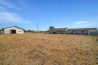 21913 S Airport Way, Manteca, CA 95337 - Photo 42