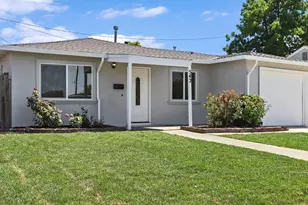 542 Kolher St, Stockton, CA 95206 - Photo 2