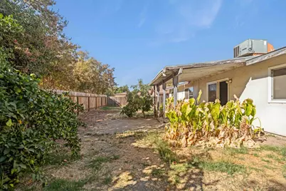 1831 Burgundy Drive, Escalon, CA 95320 - Photo 26