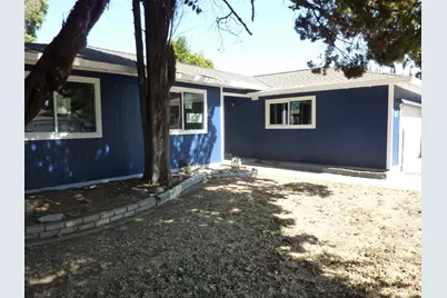 835 Clinton Drive, Stockton, CA 95210 - Photo 2