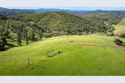 12420 Highway 26, Mokelumne Hill, CA 95245 - Photo 20