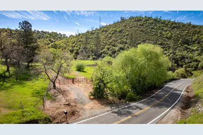 12420 Highway 26, Mokelumne Hill, CA 95245 - Photo 26