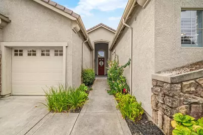 985 Lavastone Drive, Lincoln, CA 95648 - Photo 2