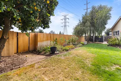 8421 Hollins Court, Sacramento, CA 95826 - Photo 30