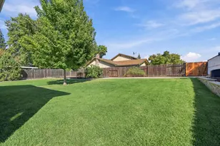 8300 Conover Dr, Citrus Heights, CA 95610 - Photo 36