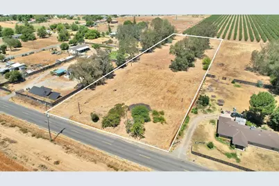 1145 Ella Avenue, Olivehurst, CA 95961 - Photo 1