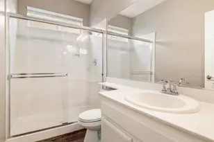 422 Montclair Ln, Tracy, CA 95376 - Photo 16