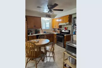 1912 W Pine Street, Lodi, CA 95242 - Photo 18