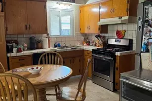 1912 W Pine St, Lodi, CA 95242 - Photo 18