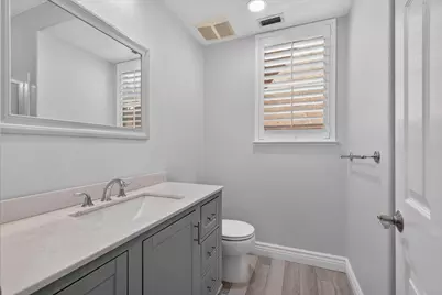 17021 Tulip Tree Way, Lathrop, CA 95330 - Photo 14
