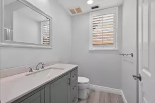 17021 Tulip Tree Way, Lathrop, CA 95330 - Photo 14