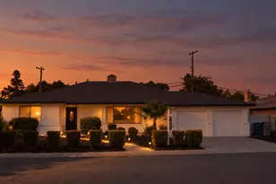 7320 Putnam Way, Sacramento, CA 95822 - Photo 2