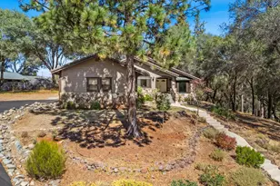 13270 Dry Creek Rd, Auburn, CA 95602 - Photo 2