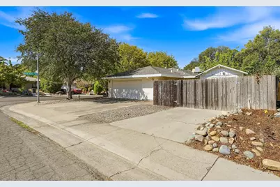 8133 Glen Alta Way, Citrus Heights, CA 95610 - Photo 48