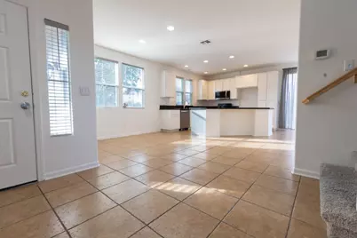 401 Anjou Circle, Sacramento, CA 95835 - Photo 2