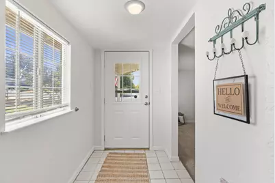 6113 Marwick Way, Carmichael, CA 95608 - Photo 4