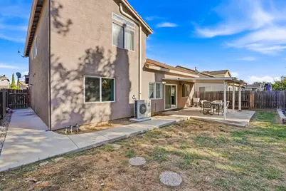 9804 Orino Court, Elk Grove, CA 95757 - Photo 44