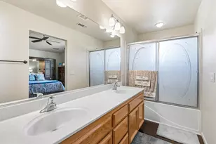 9804 Orino Ct, Elk Grove, CA 95757 - Photo 36