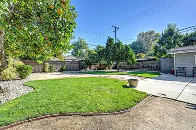 5515 Callister Avenue, Sacramento, CA 95819 - Photo 38