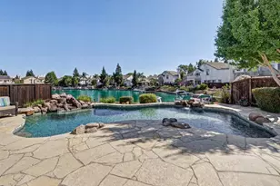 22 Windcatcher Ct, Sacramento, CA 95834 - Photo 24
