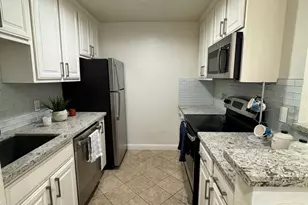147 Monte Verano Ct, San Jose, CA 95116 - Photo 6