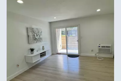 147 Monte Verano Court, San Jose, CA 95116 - Photo 2