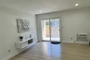 147 Monte Verano Ct, San Jose, CA 95116 - Photo 2