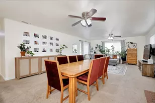 8805 Halverson Dr, Elk Grove, CA 95624 - Photo 6