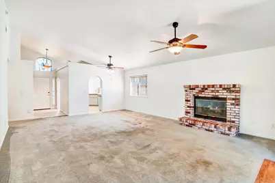 521 Pecan Drive, Ripon, CA 95366 - Photo 6