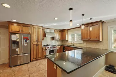 1131 Green Oaks Way, Lodi, CA 95240 - Photo 8