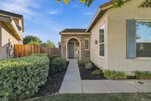 4716 Coppola Cir, Elk Grove, CA 95757 - Photo 6
